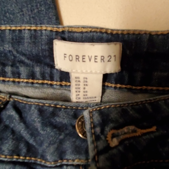 Forever 21 Jeans - Picture 2 of 4